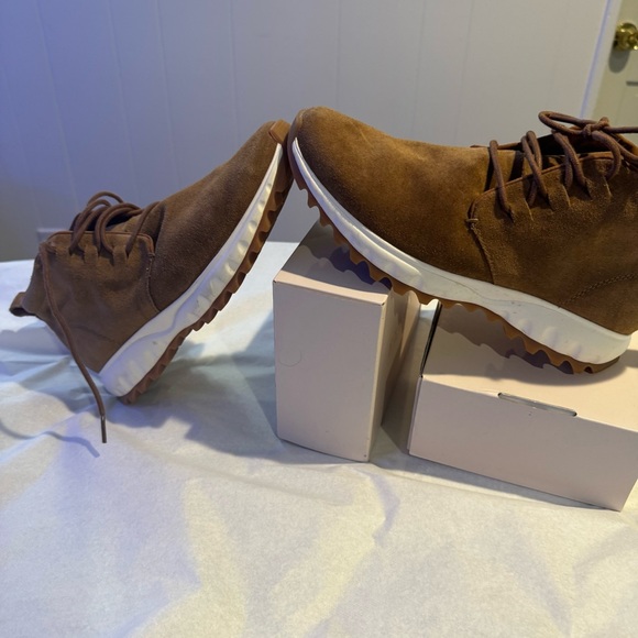 Cole Haan Other - Brown Leather Boots for Stylish Comfort,Cole Han grand , men’s size 7 1/2